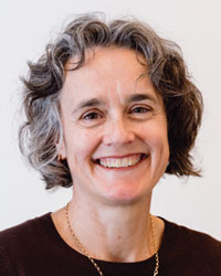 Dr Rachel Barnes
