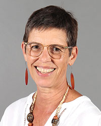 Dr Mairi Wallace