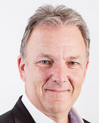 Dr Dean Corbett