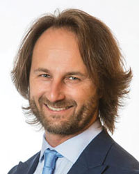 Dr Igor Kacer