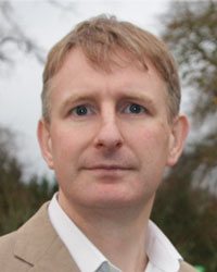 Dr James Sanders