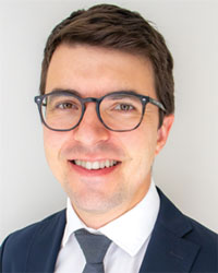 Dr Carl Freyer
