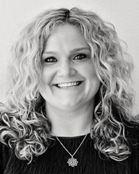 Dr Kimberly Aikins